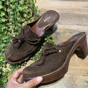 Nicole Y2K Brown Suede Leather Heeled Clogs sz 9M